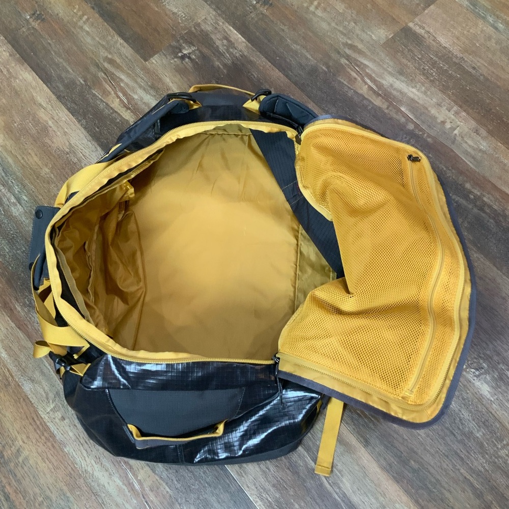 The Patagonia Black Hole Duffel (Collector’s Bag) Sold Out! - Picture 11 of 15
